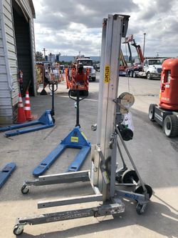 Material lift / lift  de material