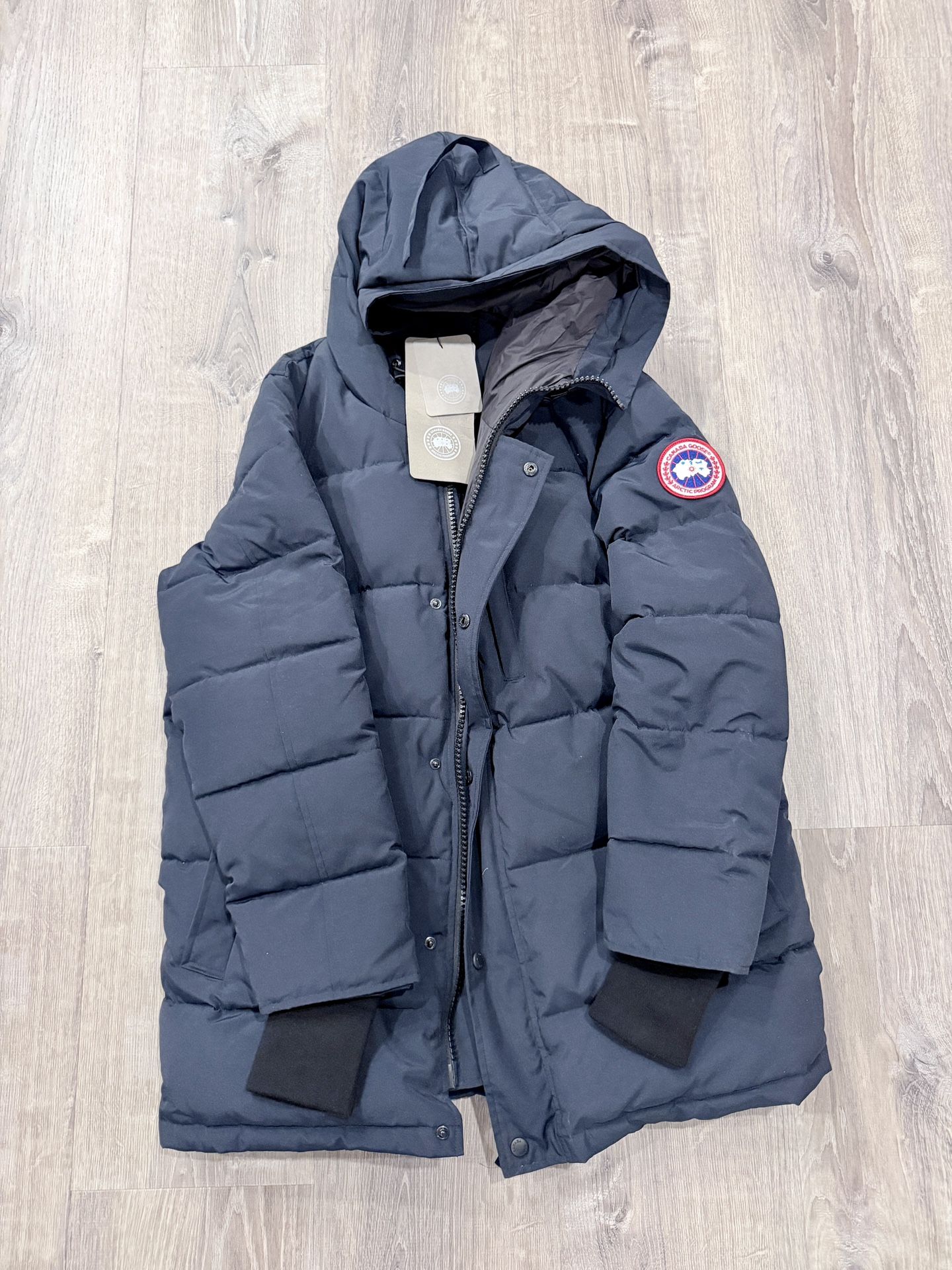 Canada Goose MacMillan Parka Large Brand New
