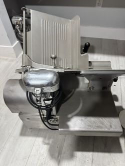 Globe 3750 Automatic Food slicer