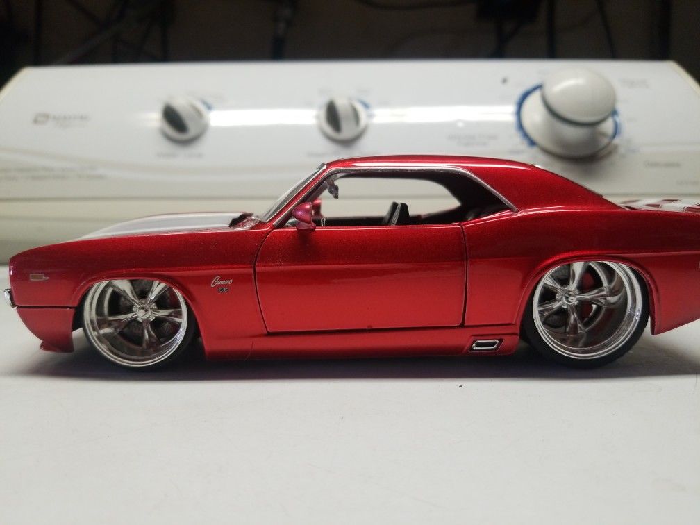 1969 Chevy Camaro Toy 1/24 Scale Toys