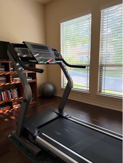 NordicTrack Incline Treadmill