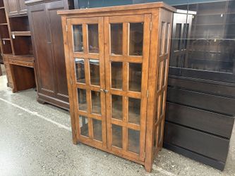 MATHIS HOME Rustic Irish Coast Reclaimed Wood China Cabinet