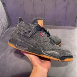 Jordan 4 Levi Size 10 