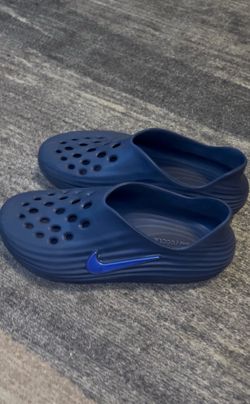 Nike Clogs