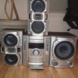 Sony GX470 With Two Speakers And Subwoofer 