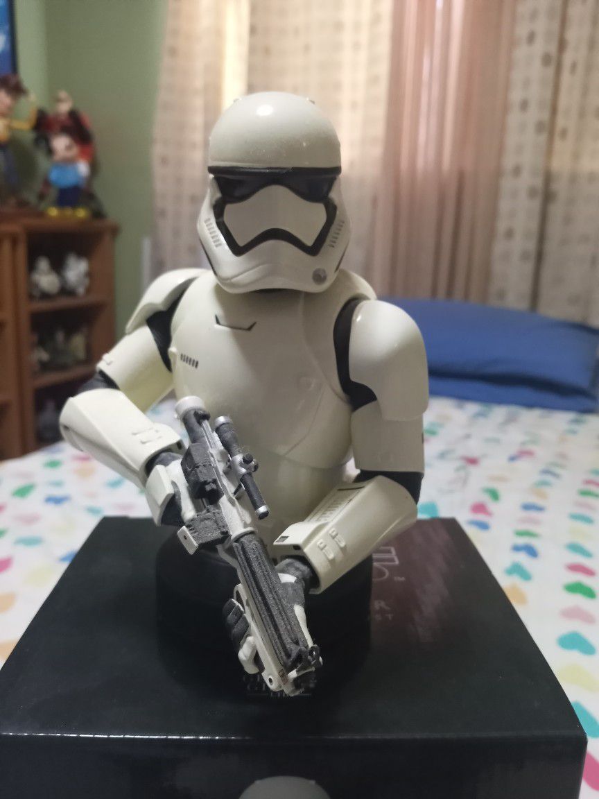Gentle Giant First Order Stormtrooper Bust