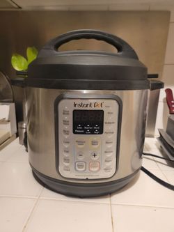 $MAKE ME AN OFFER $ Instant Pot Viva Electric Pressure Cooker