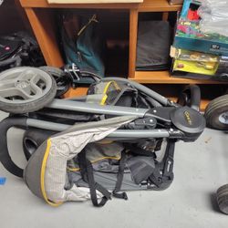 Stroller: Graco FastAction Fold Baby Stroller
