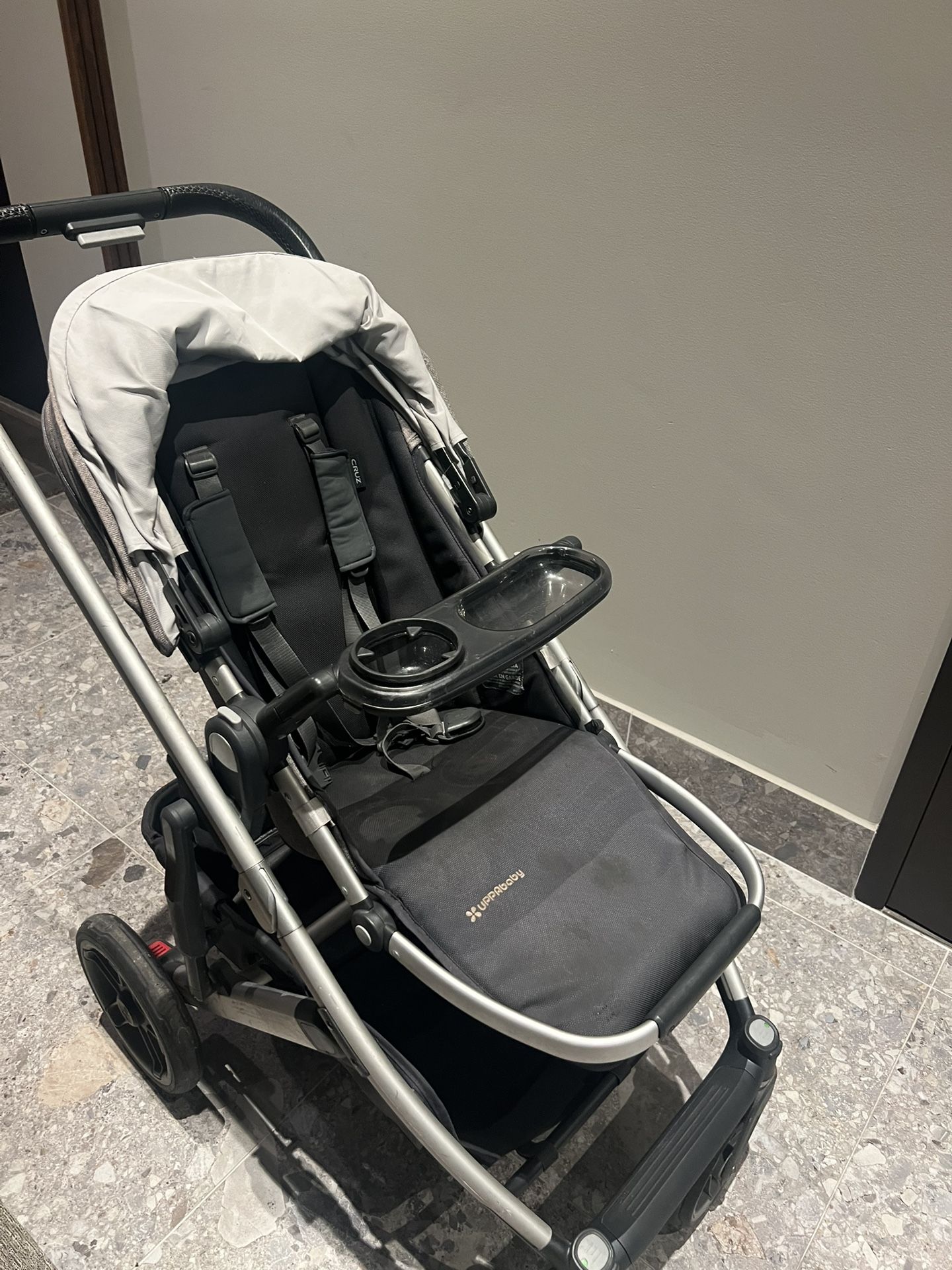 Uppa baby vista 2 Stroller PICK UP IN WILLIAMSBURG BROOKLYN