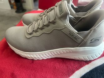 SKETCHERS WOMANS SHOES