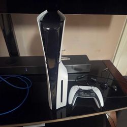 PS5 Disc Edition + 1 Controller