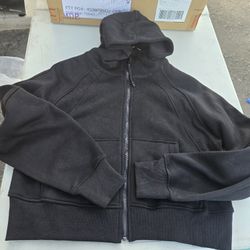 Lululemon Sweater Hoddie Size 2-4-6