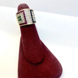 GREAT CONDITION DIAMOND RING