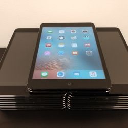 Ipad Mini - great for google classroom, youtube & netflix unlocked PLUS free warranty 