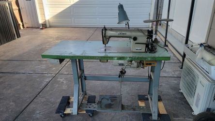 Industrial Sewing Machine