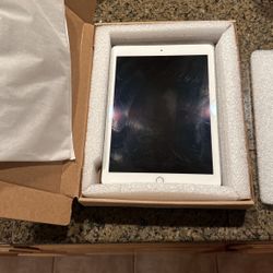 iPad A1673  Non Working For Parts