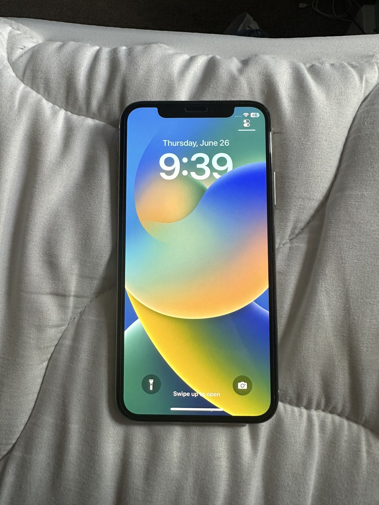 iPhone X White 64gb AT&T
