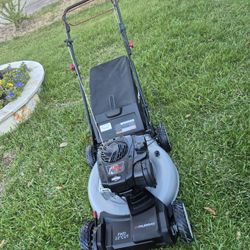 Murray 22in 150cc Self Propelled Brand New Nuevo 