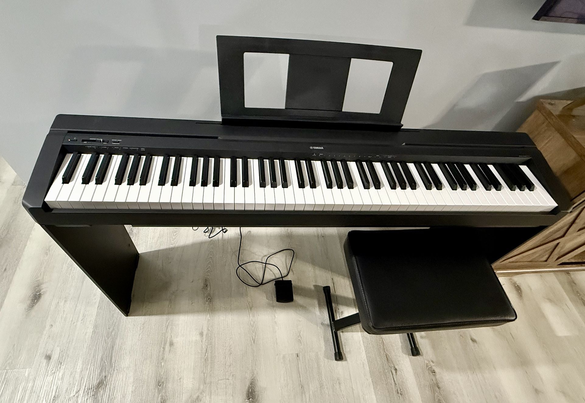 Yamaha P-45LXB Digital Piano With Stand and Bench