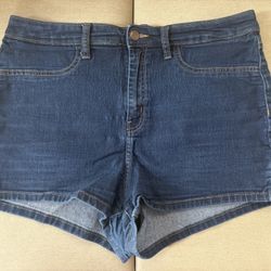 Wild Fable High-Rise Denim Shorts – Size 16