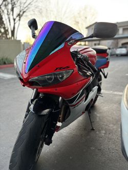 2005 R6
