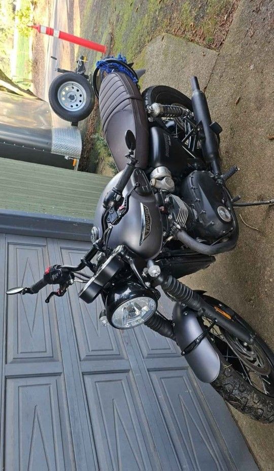 2018 Triumph Bonneville T120 Black