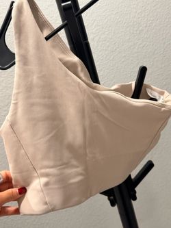 Women’s Sports Bra