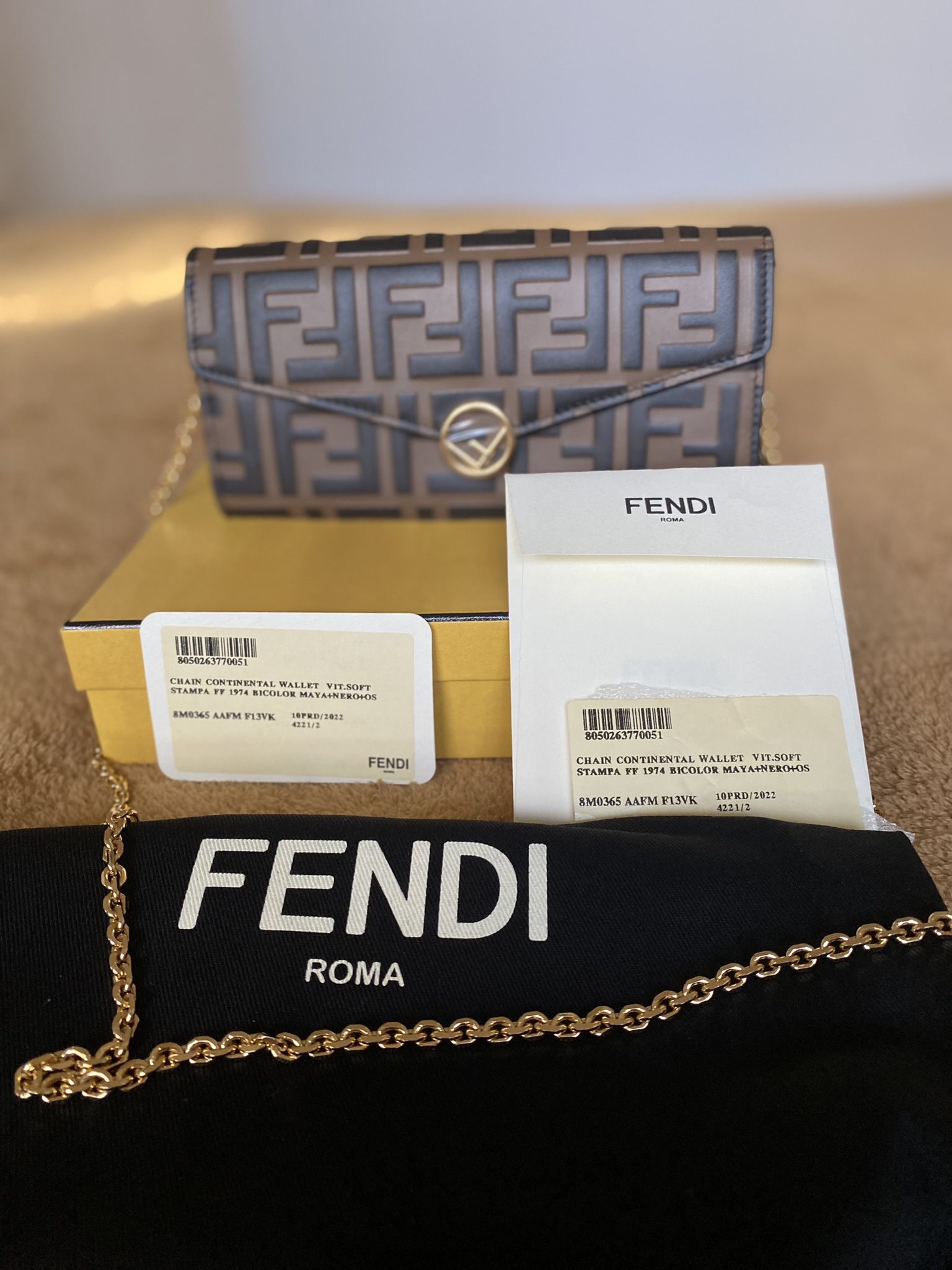 Fendi Wallet On Chain New / Full Set