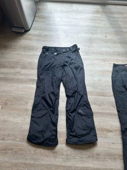 Women’s snow pants - small
