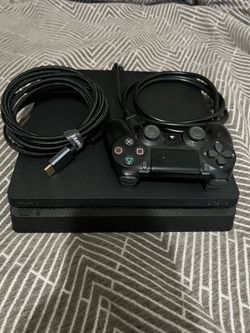 PS4.   1 T