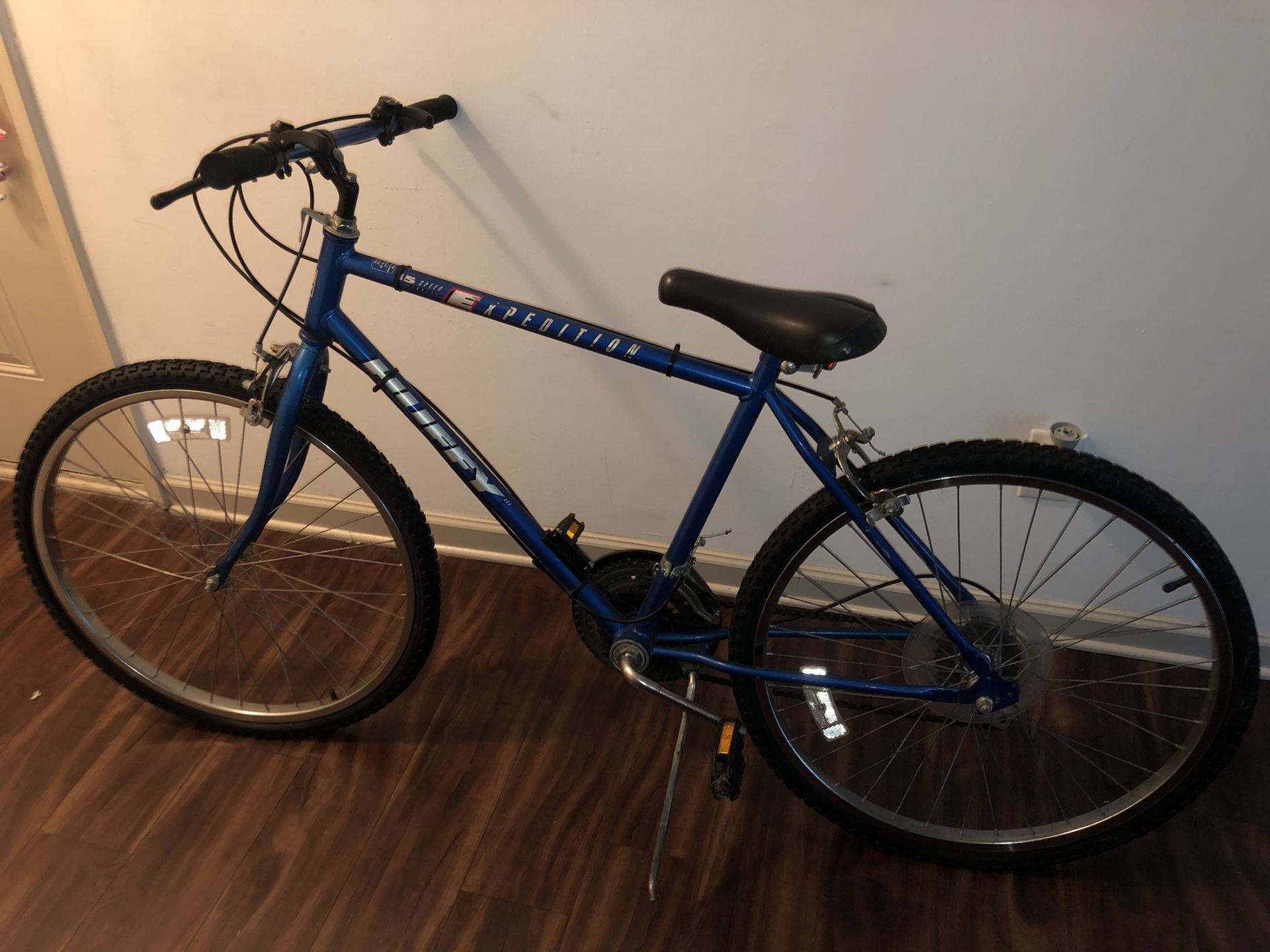 15 speed Huffy Expedition mountain bike