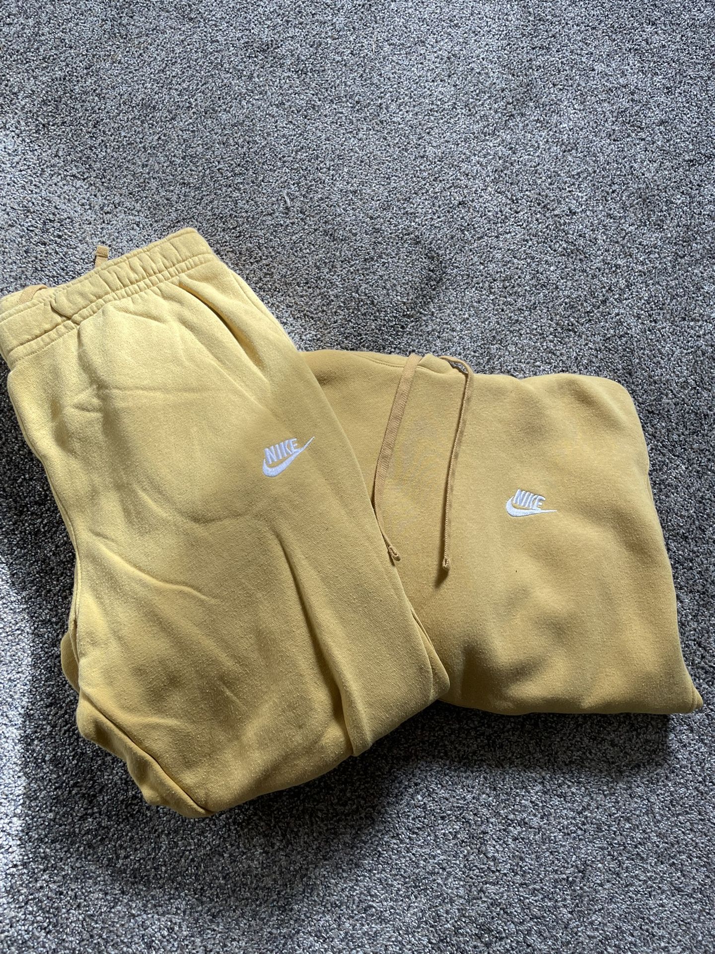 Wheat top nike hoodie