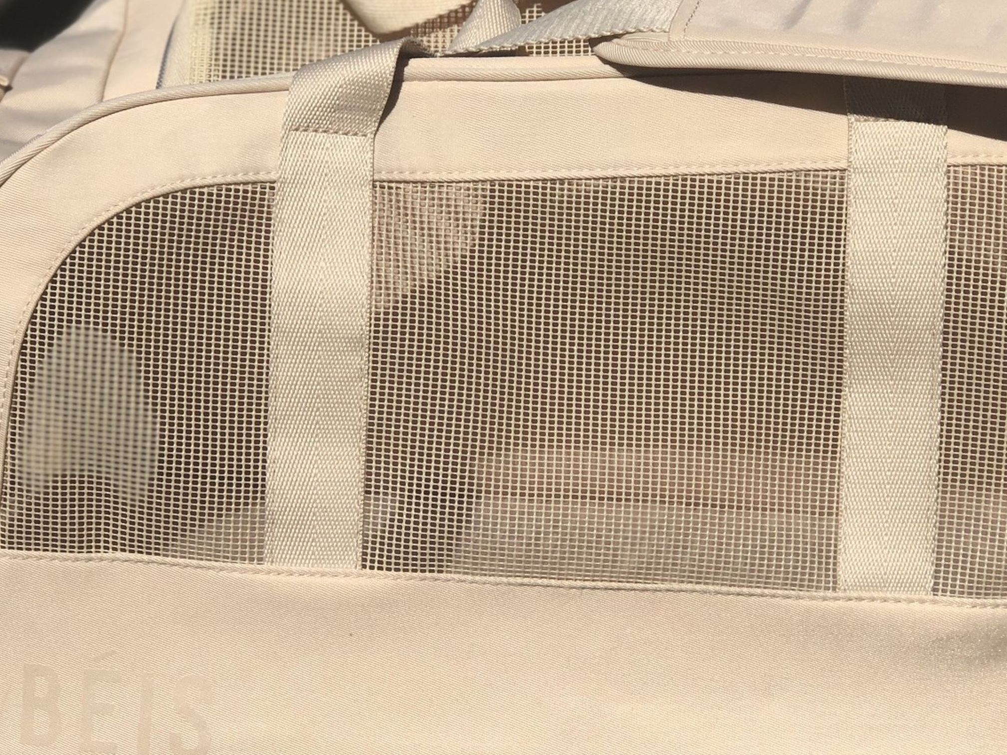 Beis The Regulation Airline Approved Pet Travel Carrier With Laptop Pouch - Excellent Condition !