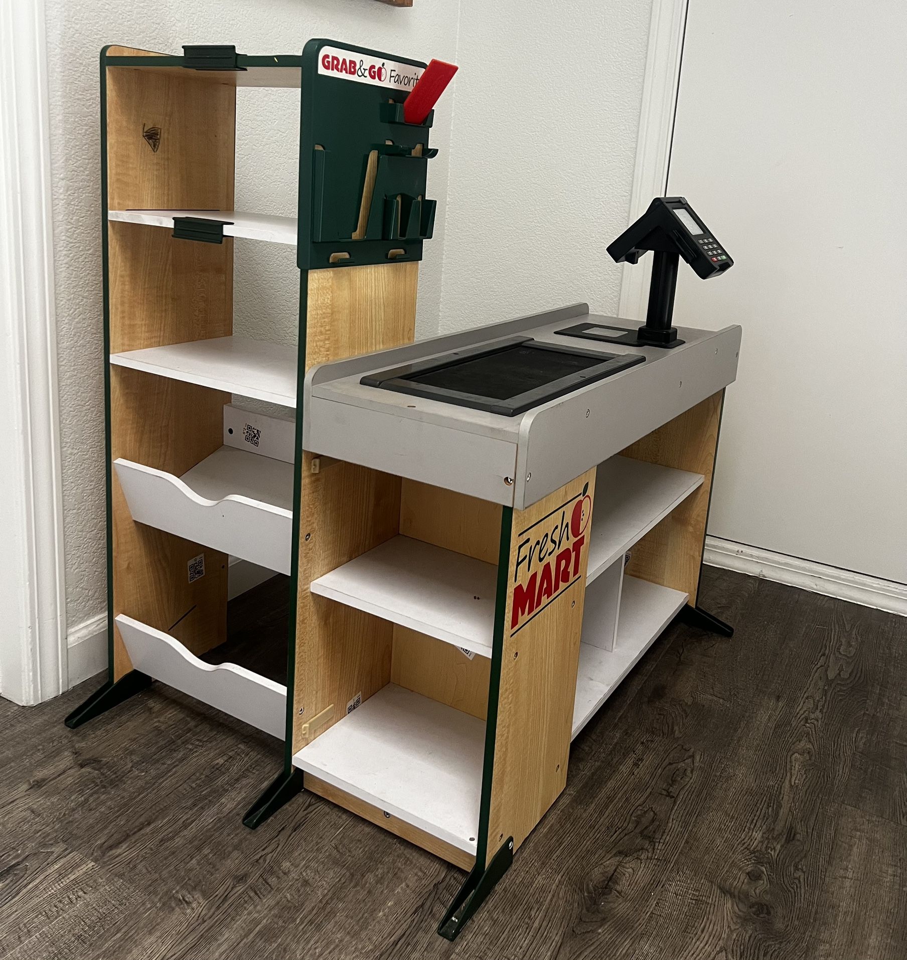 Melissa & Doug Kids Grocery Store