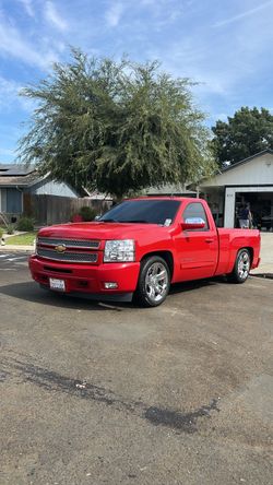 2011 Chevrolet Silverado Regular Cab Pickup Truck