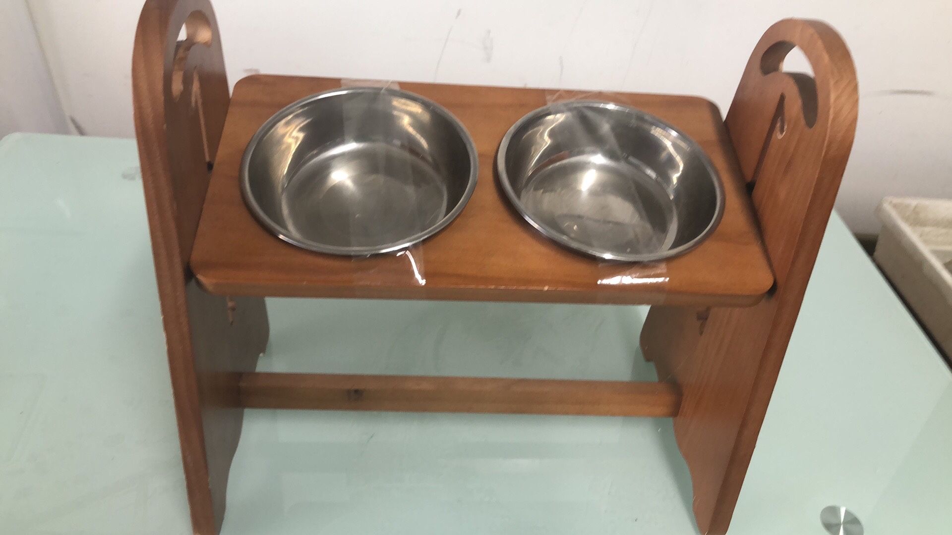 Adjustable Bowls