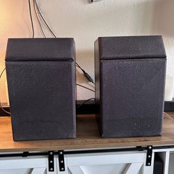Vintage Pair of Bic America Venturi Model D26 2-Way Bookshelf Speakers - Tested 