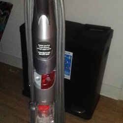 Dyson Vacuum Cleaner 