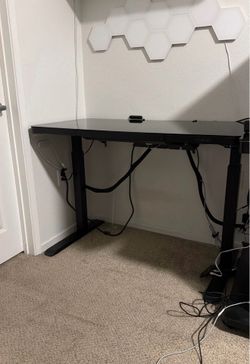 Black Glass Desk (Adjustable Height and Wireless Charging)