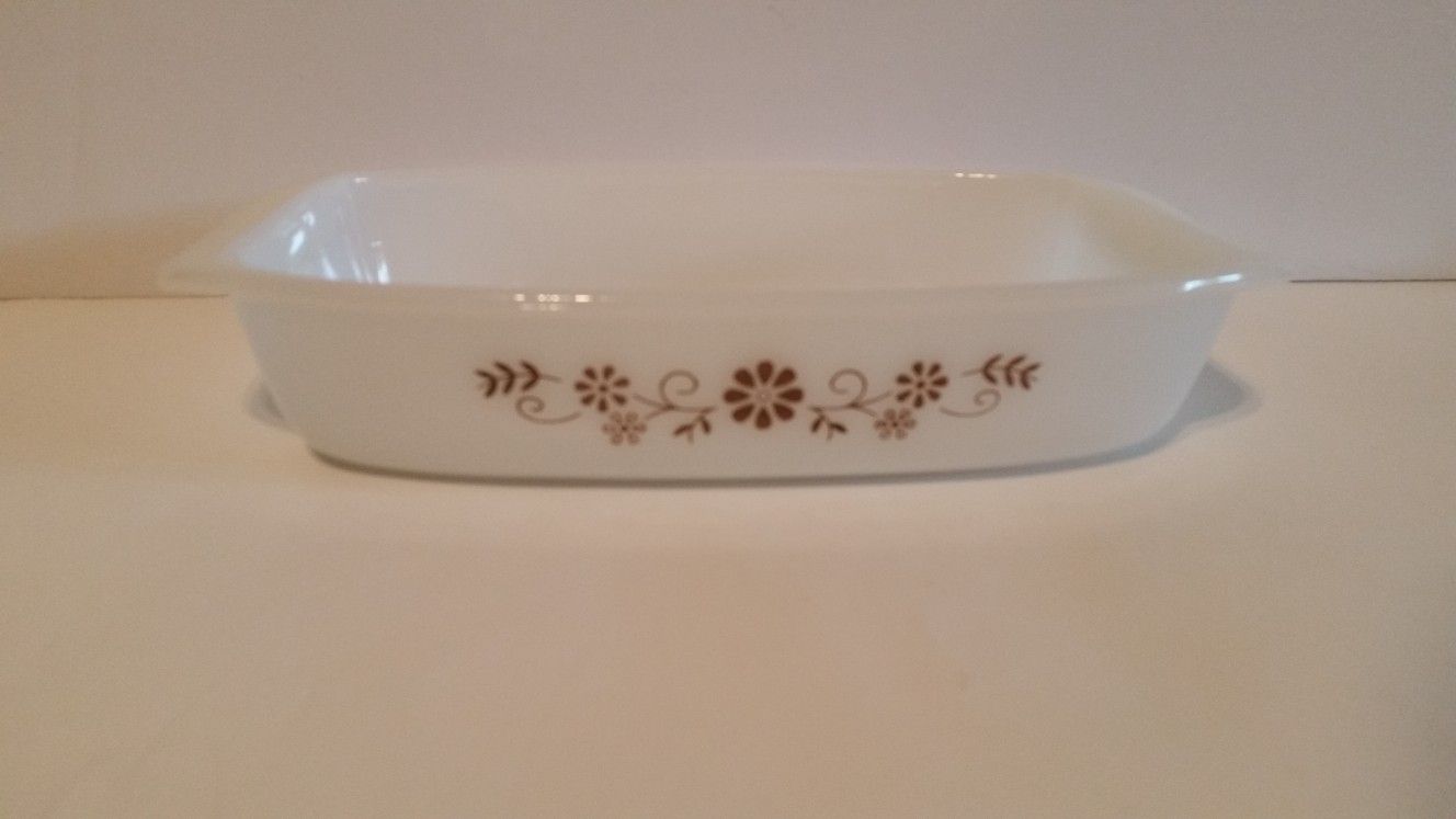 Pyrex Dynaware #11 Oven Dish
