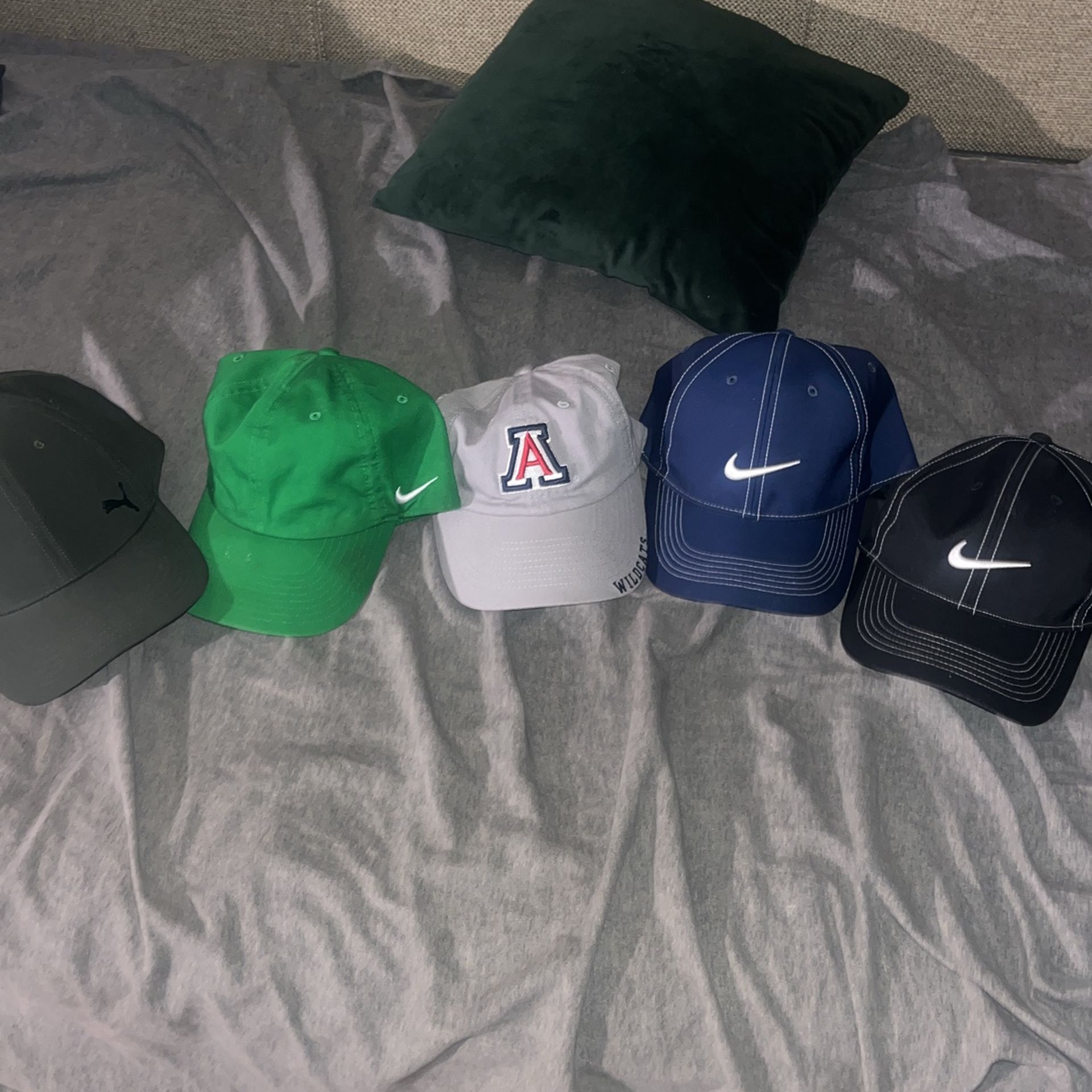 5 Men’s Hats 30 Bucks For All