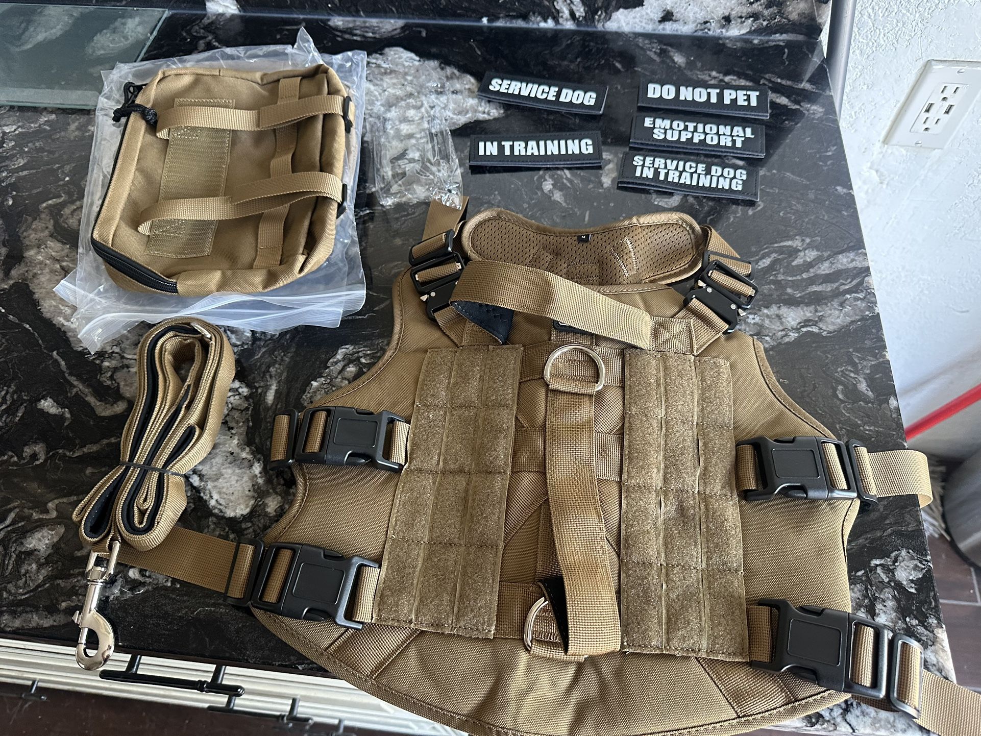 NEW MEDIUM DOG HARNESS