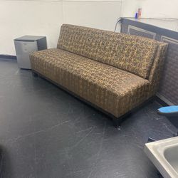 Lounge sofas & bar mats