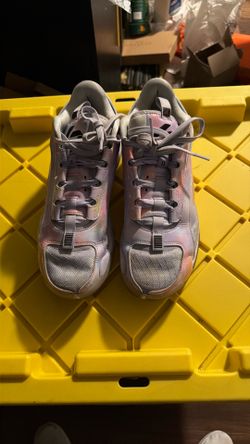 Great Pair Of Nike Luka’s Clean And Awesome Color