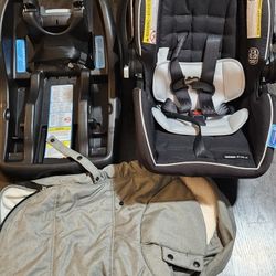 Car Seat With Base And Winter Cover