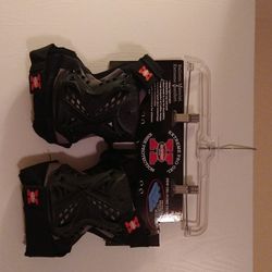 BUCKET BOSS Knee Protection Guards 