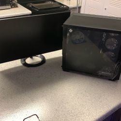 Pc With Monitor 