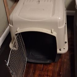 Pet Kennel