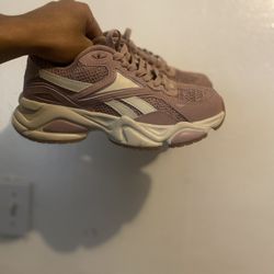 Reeboks Size 7