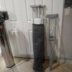 Crutches Aluminum Push Botton Very Handy 